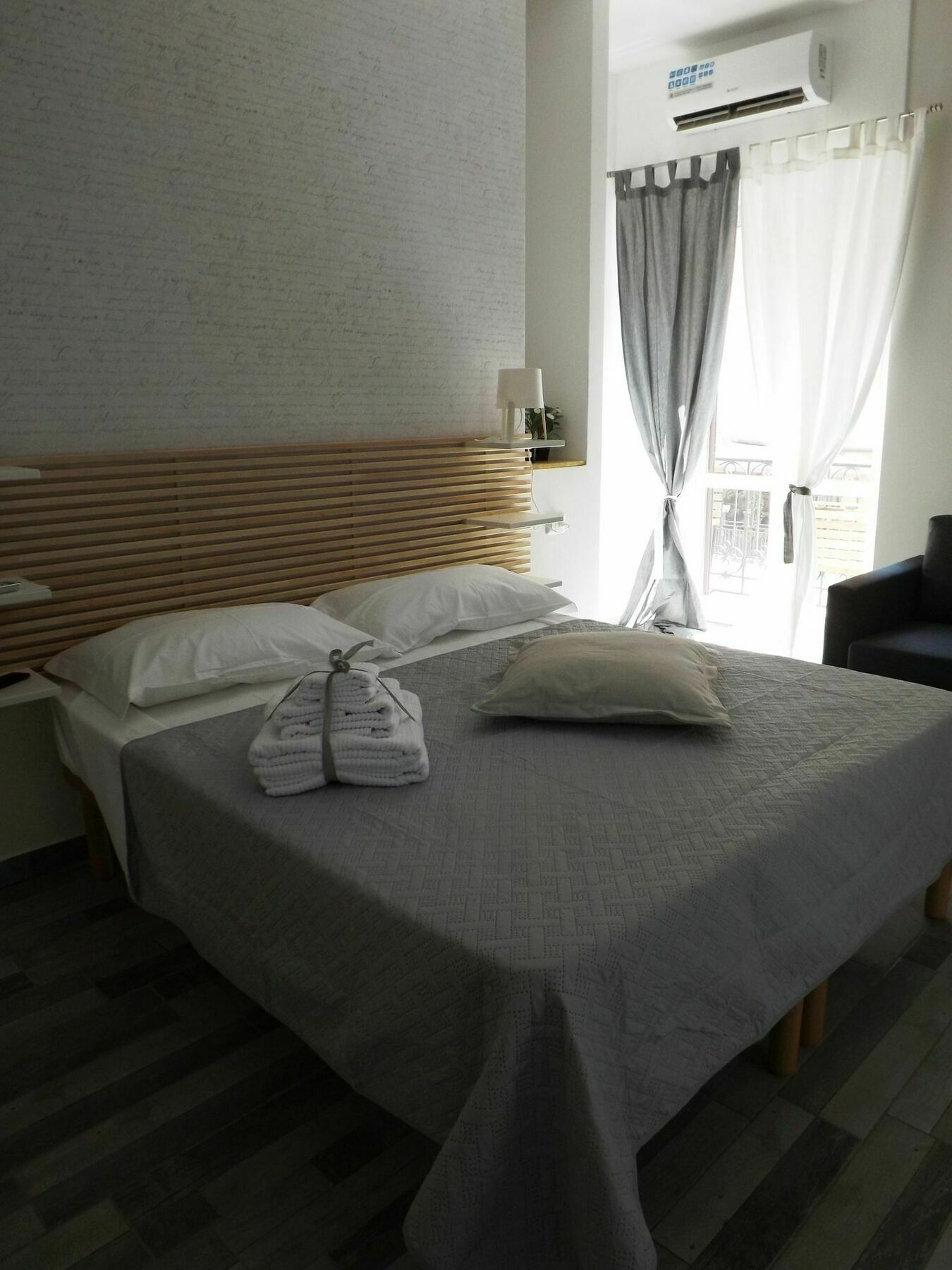 Domus Alma Bed and Breakfast Νάπολη Εξωτερικό φωτογραφία