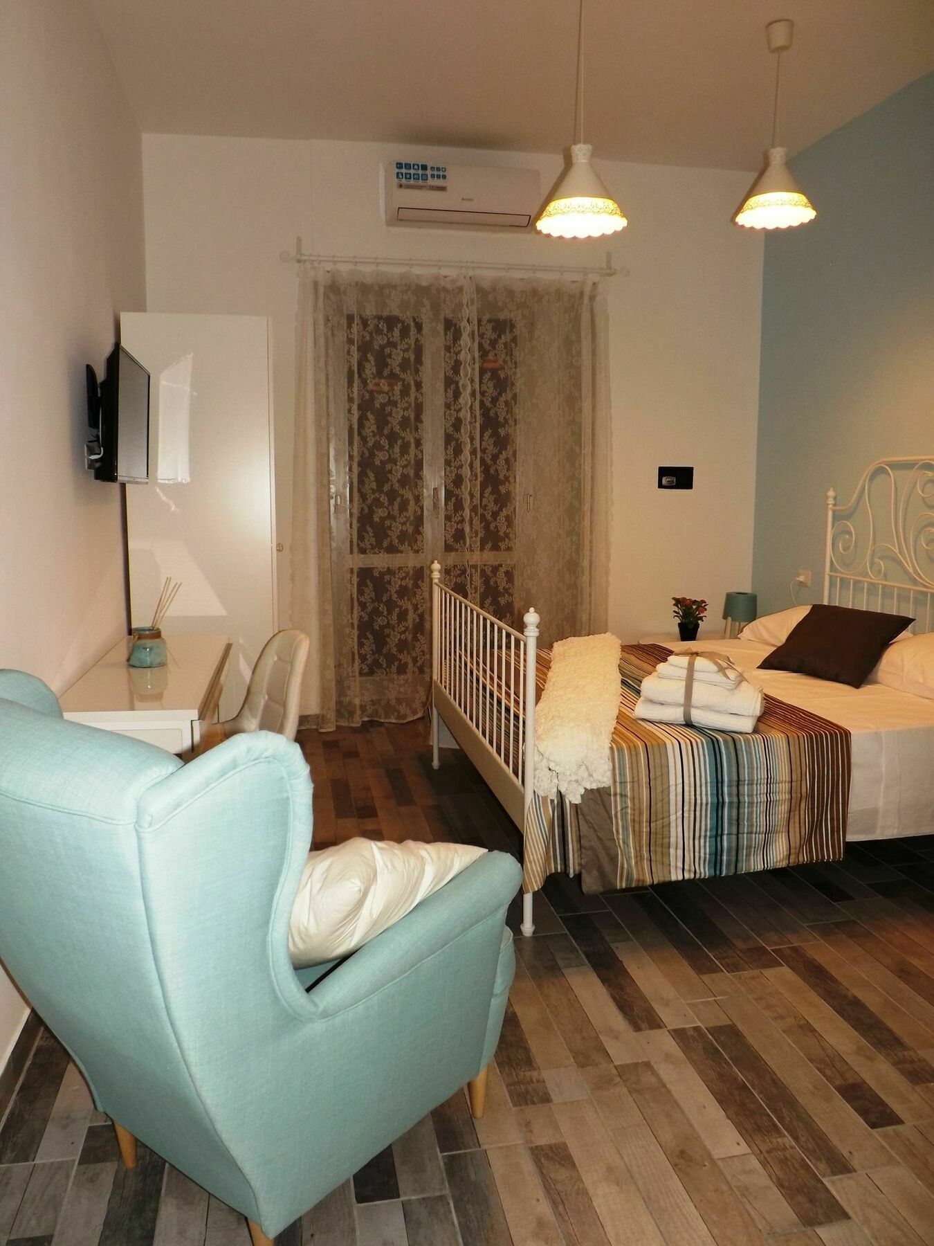 Domus Alma Bed and Breakfast Νάπολη Εξωτερικό φωτογραφία