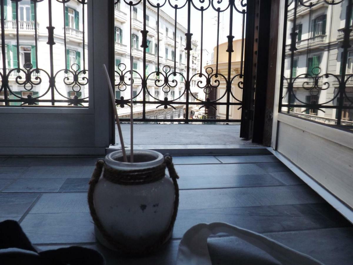 Domus Alma Bed and Breakfast Νάπολη Εξωτερικό φωτογραφία